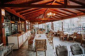 Erish Apart Hotel
