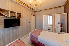 Royal Babil Suites