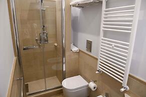 50 Suite Guesthouse