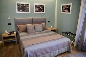 50 Suite Guesthouse