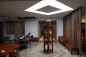 Intown Residence