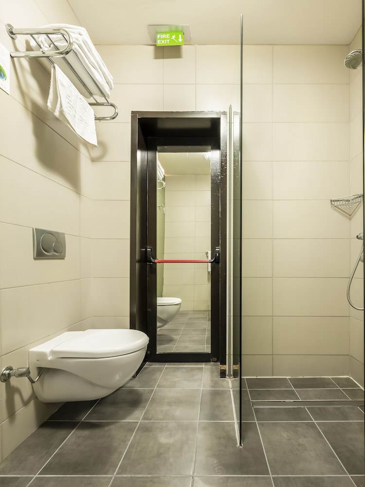 Ansen Suites