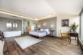 Ansen Suites