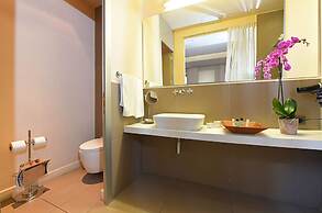 Ansen Suites