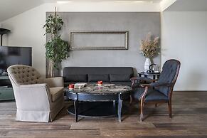 Ansen Suites