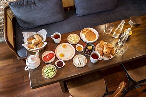 Ansen Suites