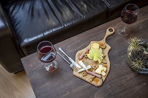Ansen Suites