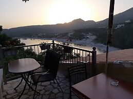 Paraskevi's Luxury Studios