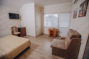 Laura Guest House
