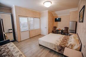 Laura Guest House