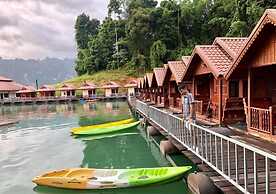 Saichol Floating Resort
