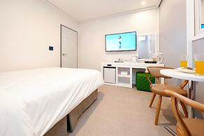 K-Pop Hotel
