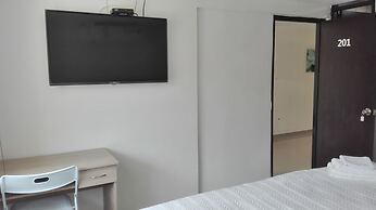 Hotel Avril