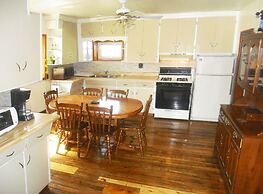 6 bedroom Mill House Cottage