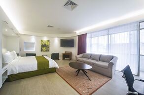 Balmoral Suites