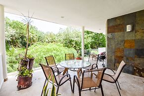 Mamitas Village by Casago