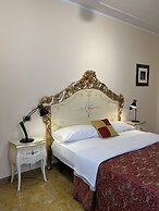 Angeles Inn