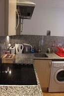 Tower Hill Studio Appartment