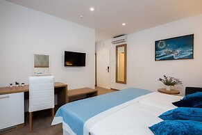 Hotel Corner