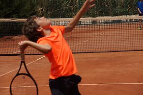 Damour Country Club