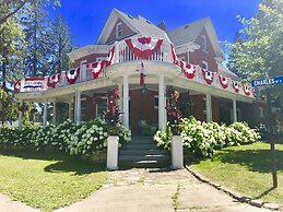 1000 Islands B&B – The Bulloch House