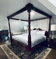 1000 Islands B&B – The Bulloch House
