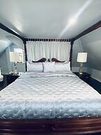 1000 Islands B&B – The Bulloch House