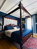 1000 Islands B&B – The Bulloch House