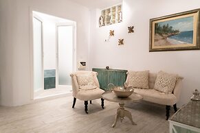 Summer Lovers Villa
