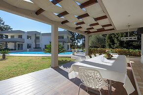 Bella Foresta Villa