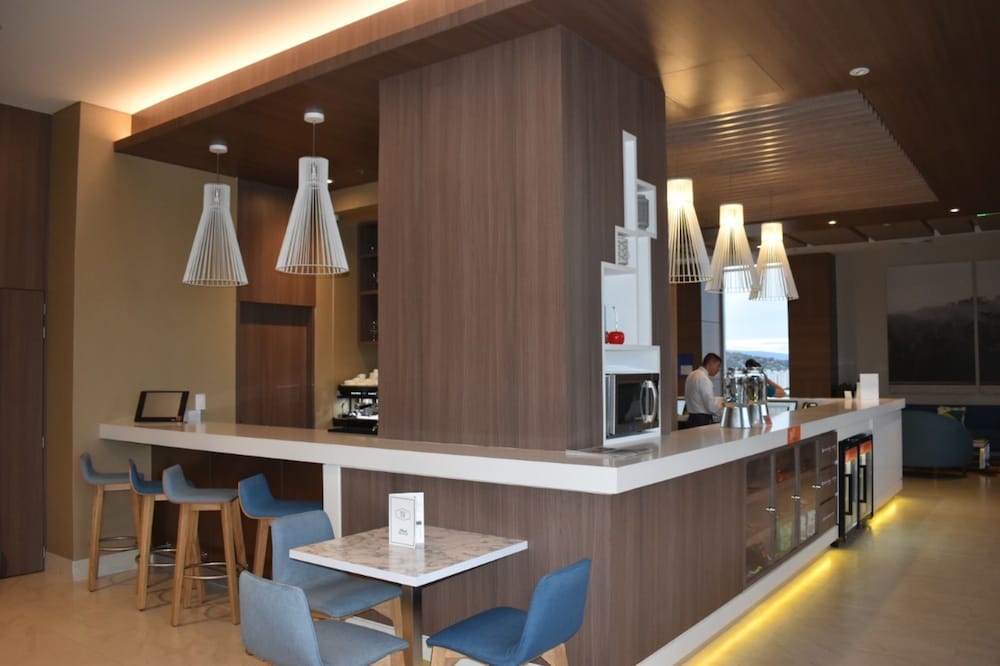 Hampton Inn by Hilton Cucuta