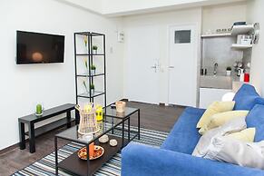 Perfect Modern Studio