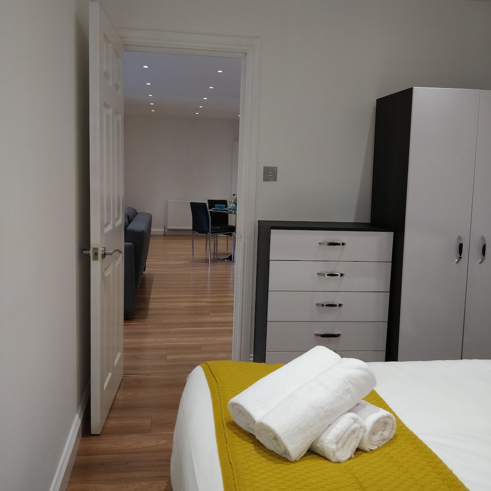Clifton Apartment