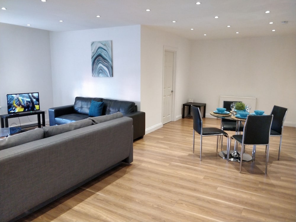 Clifton Apartment