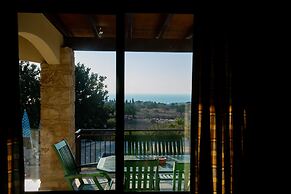 Adonis Villa