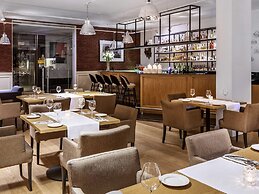 Mercure Wiazowna Brant