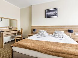 Mercure Wiazowna Brant
