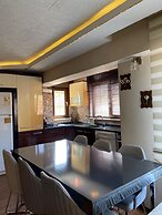 Araz Suite House