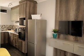 3 Lux Suites