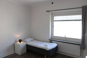 Alyhr Apartments