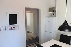 Alyhr Apartments