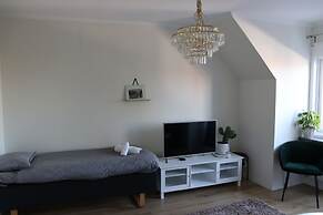 Alyhr Apartments