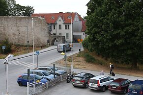 Alyhr Apartments