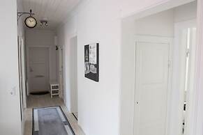 Alyhr Apartments