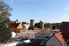 Alyhr Apartments