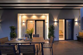 Irida Apartments