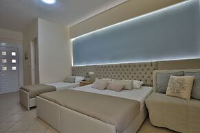 Irida Apartments