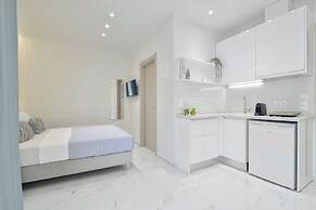 Irida Apartments