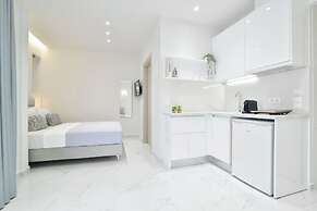 Irida Apartments