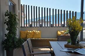 Irida Apartments
